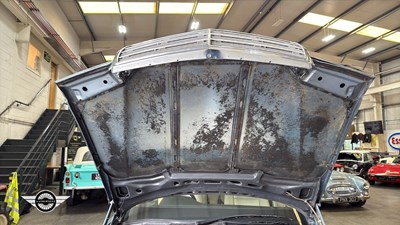 Lot 244 - 1989 MERCEDES 500 SEL AUTO