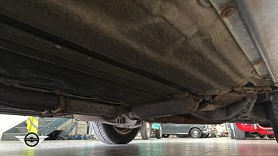 Lot 244 - 1989 MERCEDES 500 SEL AUTO