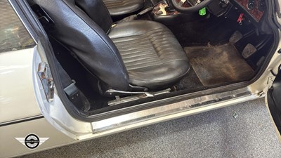 Lot 775 - 1972 TRIUMPH STAG