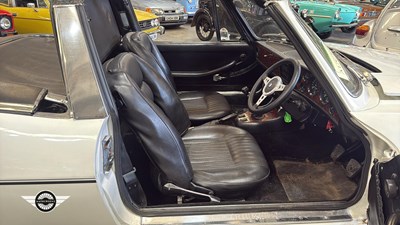 Lot 775 - 1972 TRIUMPH STAG