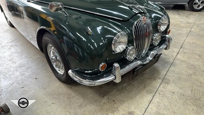 Lot 426 - 1968 JAGUAR MK II