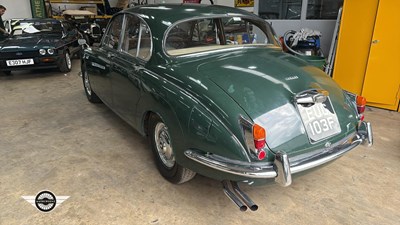 Lot 426 - 1968 JAGUAR MK II
