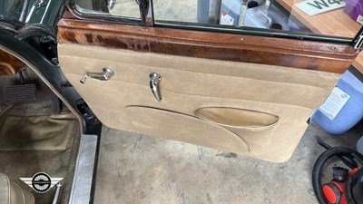 Lot 426 - 1968 JAGUAR MK II