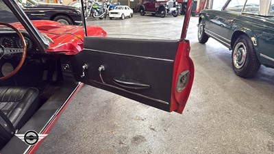 Lot 176 - 1967 JAGUAR 'E' TYPE
