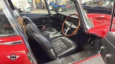 Lot 176 - 1967 JAGUAR 'E' TYPE
