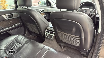 Lot 177 - 2015 JAGUAR XF LUXURY D AUTO