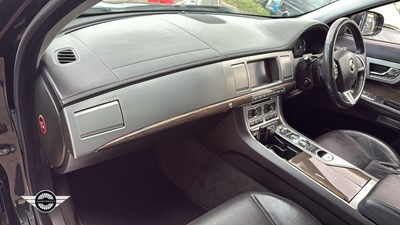 Lot 177 - 2015 JAGUAR XF LUXURY D AUTO