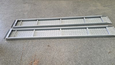 Lot 196 - RHINO RECOVERY LOADING RAMPS-HEAVY DUTY SWL 3 TON PER PAIR 8 FT LONG