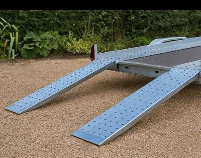 Lot 196 - RHINO RECOVERY LOADING RAMPS-HEAVY DUTY SWL 3 TON PER PAIR 8 FT LONG