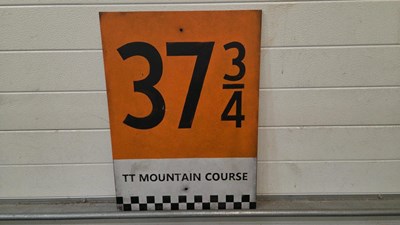 Lot 700 - WOODEN HAND PAINTED TT 37 3/4 MILE COARSE MARKER 24" X 18"