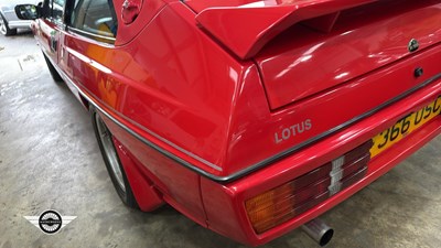Lot 15 - 1988 LOTUS
