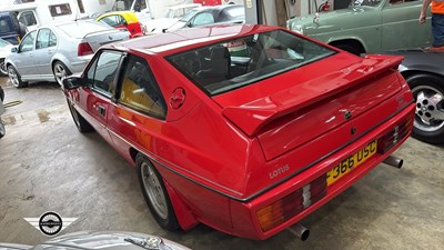 Lot 15 - 1988 LOTUS