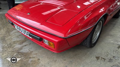 Lot 15 - 1988 LOTUS