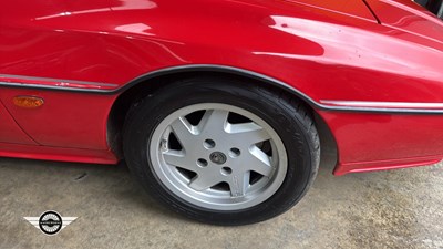 Lot 15 - 1988 LOTUS