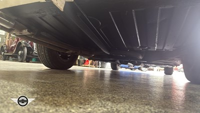 Lot 35 - 1974 TRIUMPH STAG