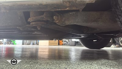 Lot 35 - 1974 TRIUMPH STAG