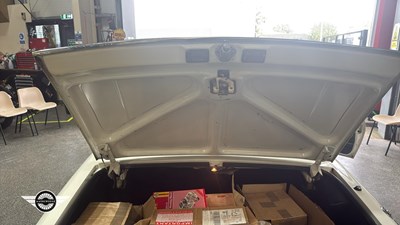 Lot 35 - 1974 TRIUMPH STAG