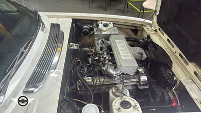 Lot 35 - 1974 TRIUMPH STAG