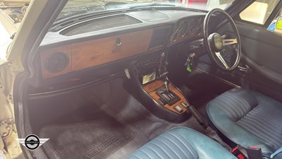Lot 35 - 1974 TRIUMPH STAG