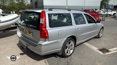 Lot 796 - 2006 VOLVO V70 D5 SE E4 AWD