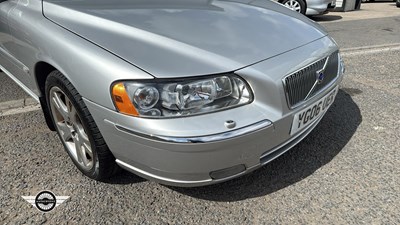 Lot 796 - 2006 VOLVO V70 D5 SE E4 AWD
