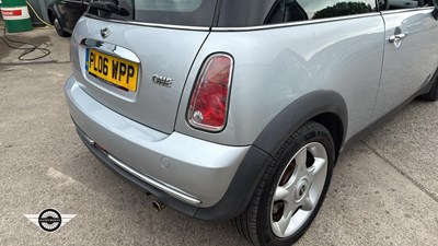 Lot 800 - 2006 MINI MINI ONE
