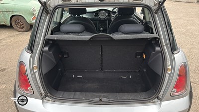 Lot 800 - 2006 MINI MINI ONE