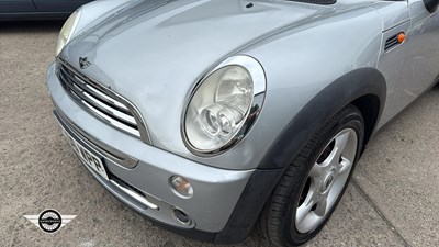 Lot 800 - 2006 MINI MINI ONE