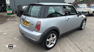Lot 800 - 2006 MINI MINI ONE
