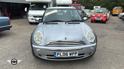 Lot 800 - 2006 MINI MINI ONE