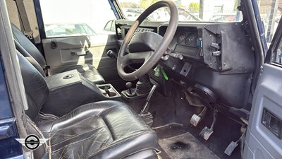 Lot 300 - 2003 LAND ROVER DEFENDER 90 TDS
