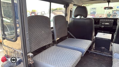 Lot 300 - 2003 LAND ROVER DEFENDER 90 TDS