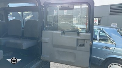 Lot 300 - 2003 LAND ROVER DEFENDER 90 TDS