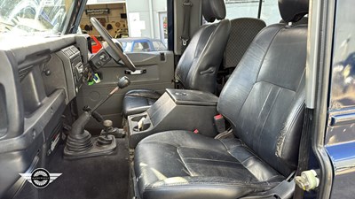 Lot 300 - 2003 LAND ROVER DEFENDER 90 TDS