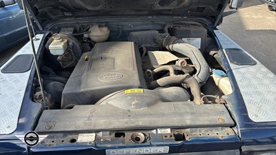 Lot 300 - 2003 LAND ROVER DEFENDER 90 TDS