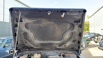 Lot 300 - 2003 LAND ROVER DEFENDER 90 TDS