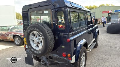 Lot 300 - 2003 LAND ROVER DEFENDER 90 TDS