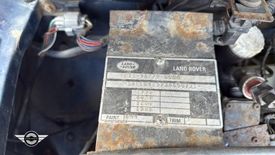 Lot 300 - 2003 LAND ROVER DEFENDER 90 TDS
