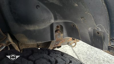 Lot 300 - 2003 LAND ROVER DEFENDER 90 TDS