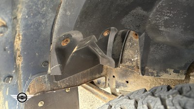 Lot 300 - 2003 LAND ROVER DEFENDER 90 TDS