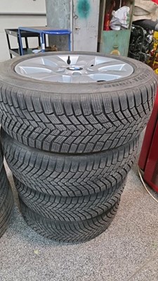 Lot 289 - BMW 3 SERIES ALLOY WHEELS X4 16"