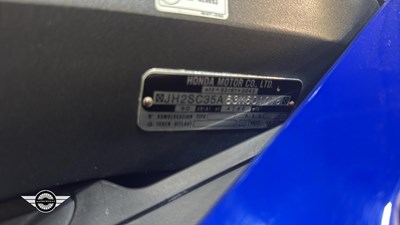 Lot 20 - 2003 HONDA CBR 1100 X-3