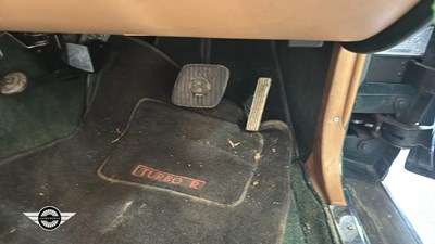 Lot 30 - 1995 BENTLEY TURBO R AUTO