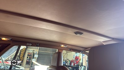 Lot 30 - 1995 BENTLEY TURBO R AUTO