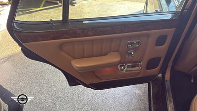Lot 30 - 1995 BENTLEY TURBO R AUTO