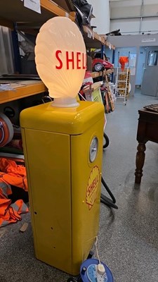 Lot 301 - PETROL PUMP WITH SHELL GLASS GLOBE