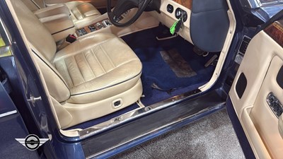 Lot 34 - 1990 BENTLEY