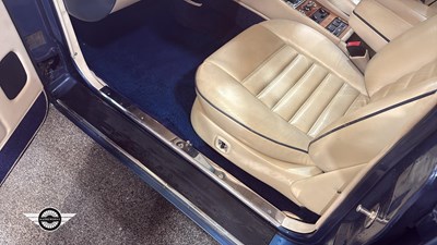 Lot 34 - 1990 BENTLEY