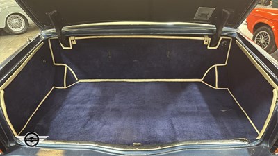 Lot 34 - 1990 BENTLEY