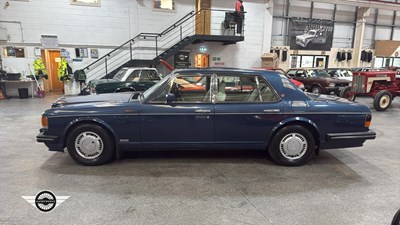 Lot 34 - 1990 BENTLEY